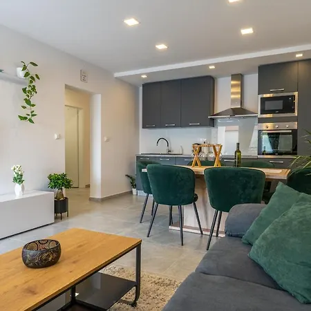 דירה Apartman Angel *